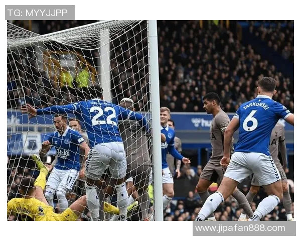 埃弗顿与狼队对决前瞻及预测结果分析，谁能赢得这场关键战役