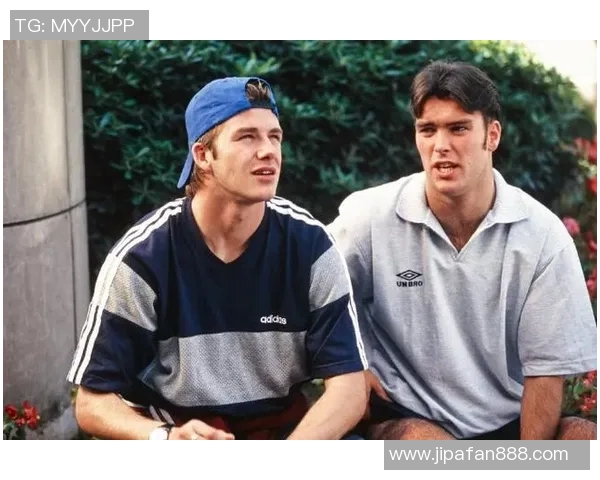 曼联与伊斯坦布尔精彩对决回顾全场集锦与精彩瞬间分析