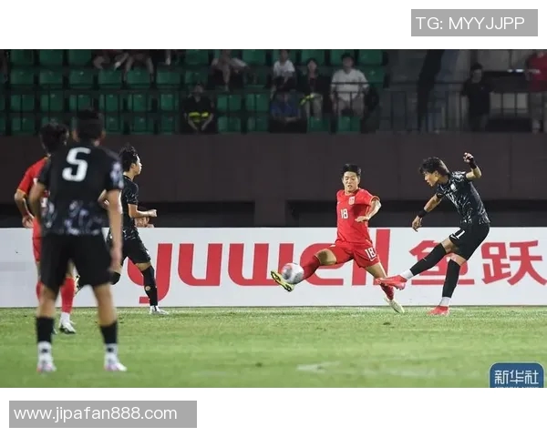 2017年中国男足与韩国男足激战回顾与精彩瞬间分析