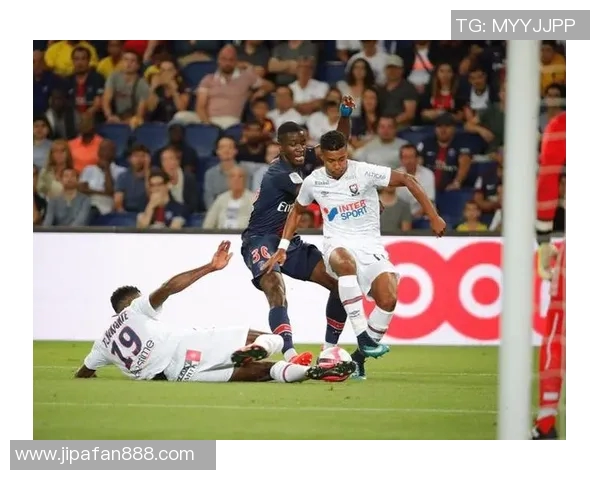 卡昂与波尔多的较量谁能在法甲赛场上笑到最后