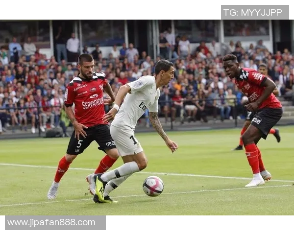 巴黎对甘冈精彩录播回顾赛场瞬间与战术分析全解析 巴黎对甘冈精彩录播回顾赛场瞬间与战术分析全解析